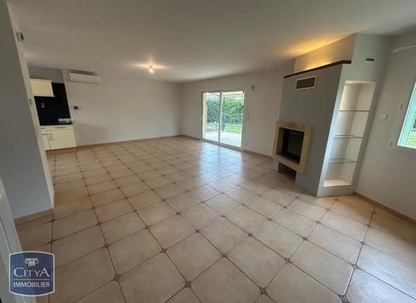 Maison à louer 4 pièces 98m² Bergerac (24100)