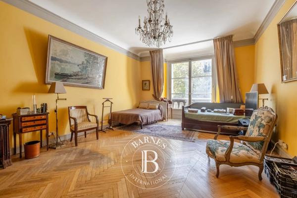 Paris 7ème, Appartement 4 Chambres -  255 m² à vendre