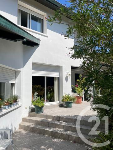 Maison à vendre  7 pièces - 163,71 m2 ARCANGUES - 64