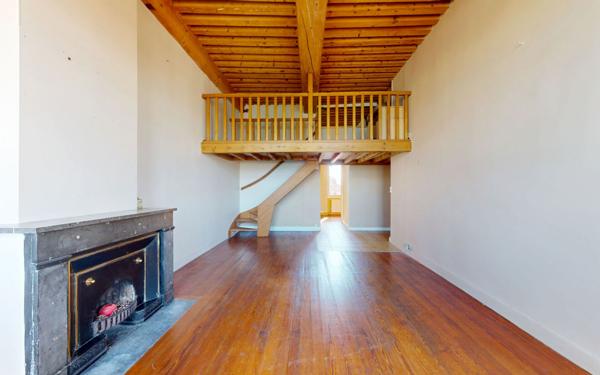 Appartement à vendre    2 pièces • 66,71 m2 Lyon 4