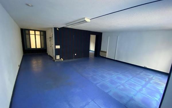 Immeuble à vendre    3 pièces •  Mussidan