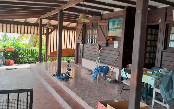 Maison à vendre    7 pièces •  Sainte-Luce