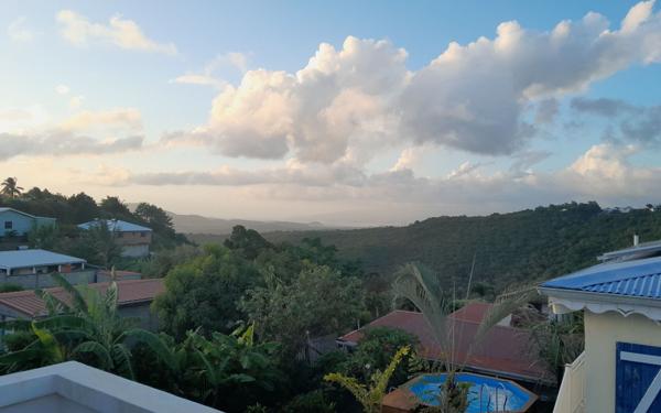 Maison à vendre    7 pièces •  Sainte-Luce