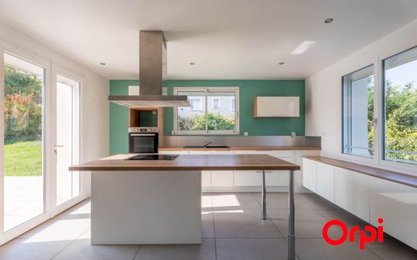 Maison à vendre    5 pièces • 112,18 m2 Irigny