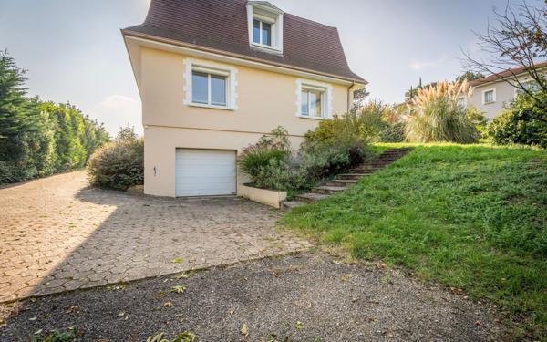 Maison à vendre    5 pièces • 112,18 m2 Irigny
