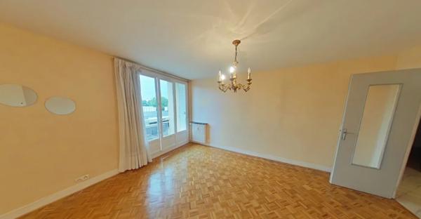 APPARTEMENT T3 A LOUER - CALUIRE ET CUIRE Bissardon 69.8 m 2 1 201 € charges comprises par mois