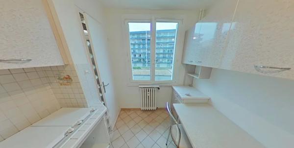 APPARTEMENT T3 A LOUER - CALUIRE ET CUIRE Bissardon 69.8 m 2 1 201 € charges comprises par mois