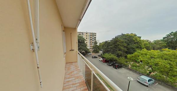 APPARTEMENT T3 A LOUER - CALUIRE ET CUIRE Bissardon 69.8 m 2 1 201 € charges comprises par mois