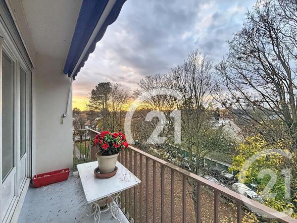 Appartement F4 à vendre  4 pièces - 74,43 m2 VILLIERS LE BEL - 95