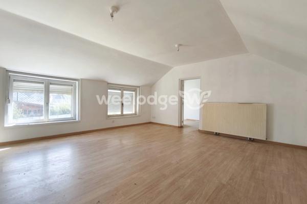 Maison à vendre 8 pièces de 204 m² à Neuf-Mesnil