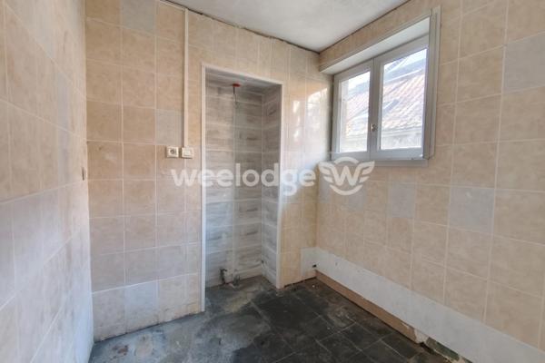 Maison à vendre 8 pièces de 204 m² à Neuf-Mesnil