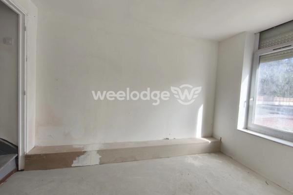 Maison à vendre 8 pièces de 204 m² à Neuf-Mesnil