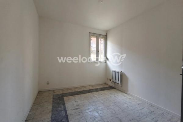 Maison à vendre 8 pièces de 204 m² à Neuf-Mesnil