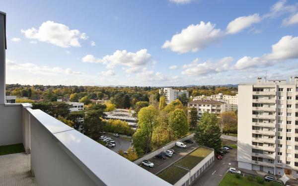 Appartement à louer    4 pièces • 95 m2 Oullins