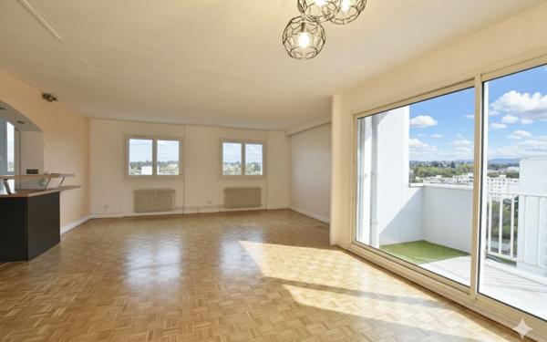 Appartement à louer    4 pièces • 95 m2 Oullins