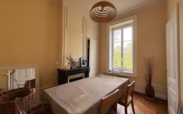 Maison à louer    5 pièces •  Saint-Genis-Laval