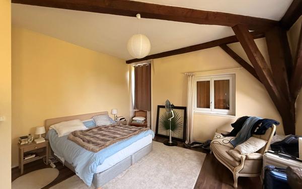 Maison à louer    5 pièces •  Saint-Genis-Laval