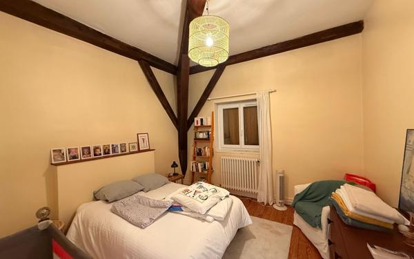 Maison à louer    5 pièces •  Saint-Genis-Laval