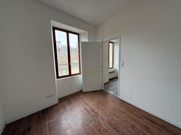 LIMOUX APPARTEMENT T2 CENTRE VILLE