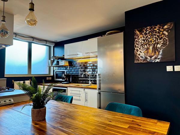 Loft 3 pièces avec parking et terrasse DPE C