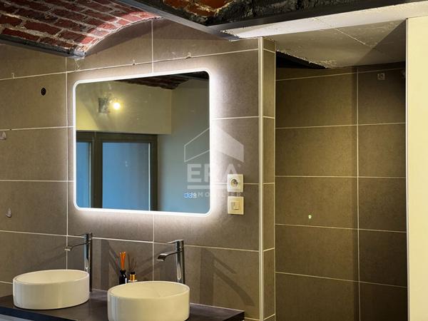 Loft 3 pièces avec parking et terrasse DPE C