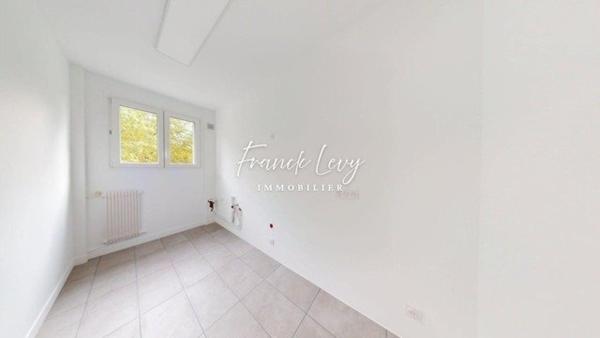 Superbe 2 pièces rénové avec balcon à Neuilly-sur-Seine