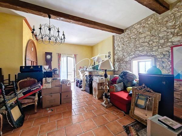 Maison T8 5 chambres 238 m² garage, cour intérieure