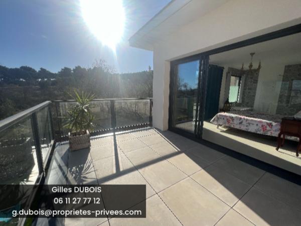 Villa récente à AGDE ,3 suites ,Terrasses panoramiques ,Couloir de nage