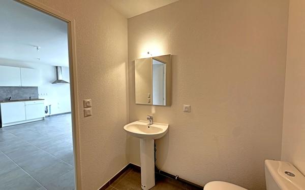 Appartement à louer    2 pièces •  Marseille 14