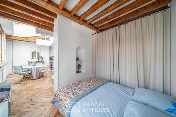 Atelier d’artiste en duplex au dernier étage