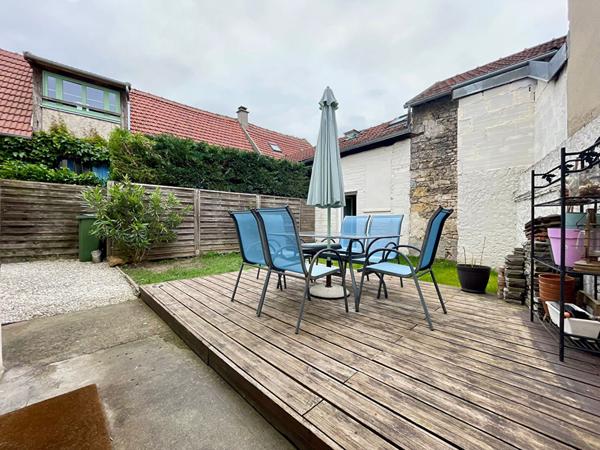 Bennecourt, centre bourg, Maison 4 pièces, 3 chambres, jardin