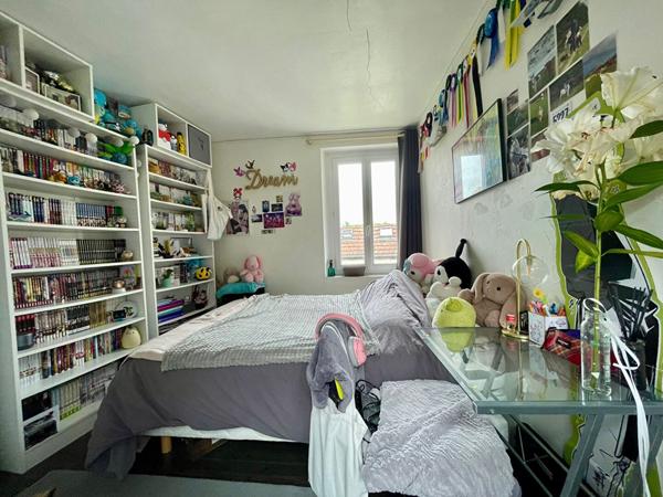 Bennecourt, centre bourg, Maison 4 pièces, 3 chambres, jardin