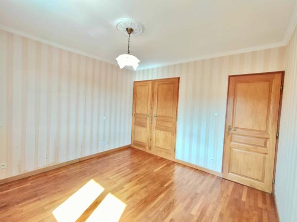 Maison 135m² avec dépendances, double espace de vie et énorme potentiel 41200 Romorantin- Lanthenay (secteur Nord)