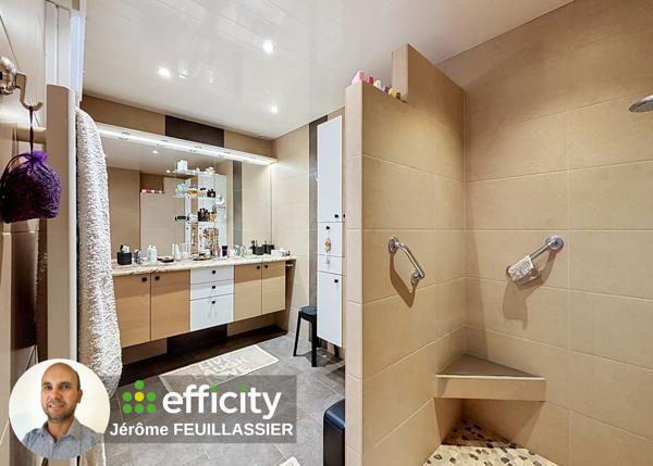 Appartement
         4 pièces
        - 106 m² Exclusivité 285 000 € *