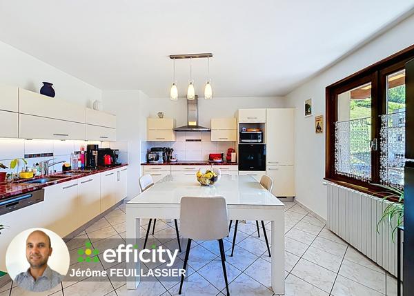Appartement
         4 pièces
        - 106 m² Exclusivité 285 000 € *