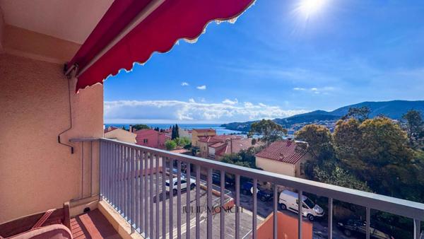 APPARTEMENT VUE MER AVEC BALCON - place de parking, cave