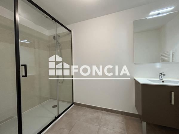 Location Appartement 2 pièces 47.96 m² - 260/274 RUE DU CANNIER Le Lavandou 83980