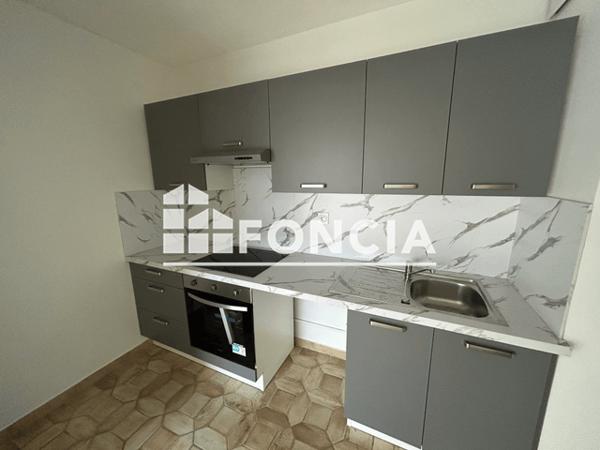 Location Appartement 2 pièces 40.83 m² - 143 AVENUE JEAN PERROT Grenoble 38100