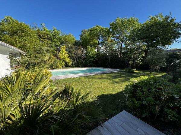 Maison à vendre 699 500 € Le Teich 5 p 135 m² DPE C