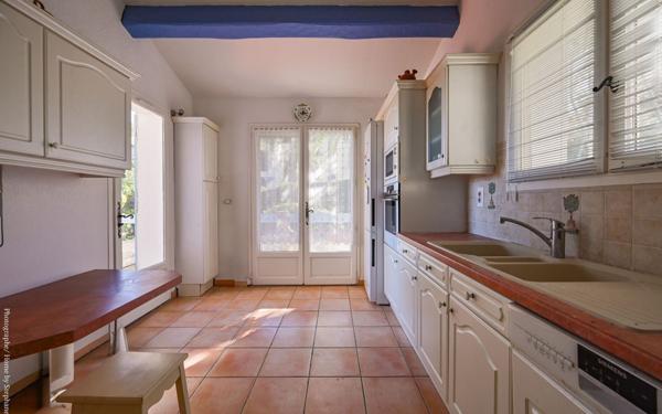 Maison à vendre    5 pièces •  Sanary-sur-Mer