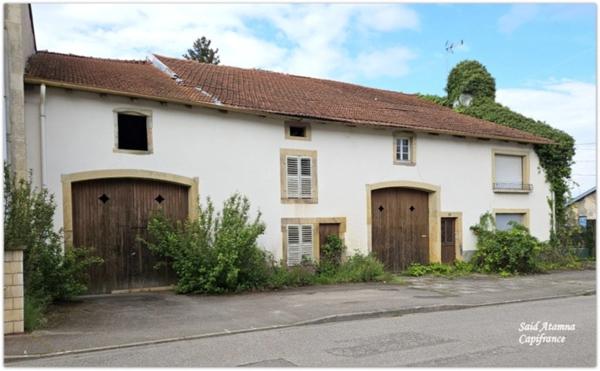 Dpt Vosges (88), à vendre proche de THAON LES VOSGES(Igney), ferme 5 pièces sur un terrain de 2216m².