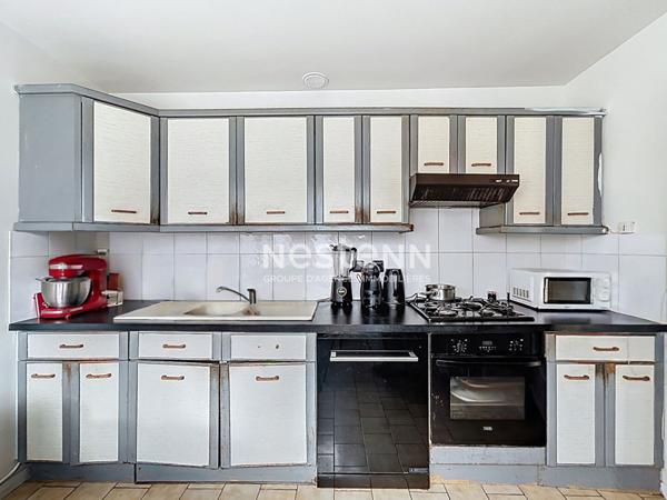 Maison à Dreux avec grand jardin 6 pièce(s) 5 chambres 130 m2 GARE, ÉCOLES, COMMERCES, PARKING