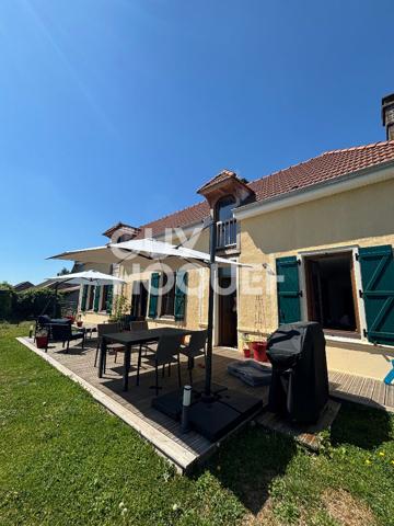 Maison - 6 pièces - 158m²