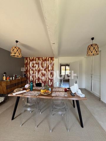 Maison - 6 pièces - 158m²