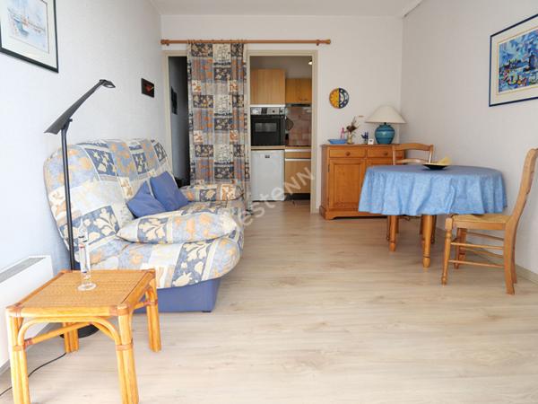 Appartement Les Sables D'Olonne 2 pièces 36 m2 loggia 50 mètres de la mer