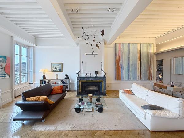 Appartement 3 pièces - 106 m² Bien prestige