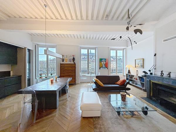 Appartement 3 pièces - 106 m² Bien prestige