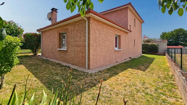 Maison à vendre 5 pièces, 4 chambres avec jardin et garage à LALOUBERE (65)