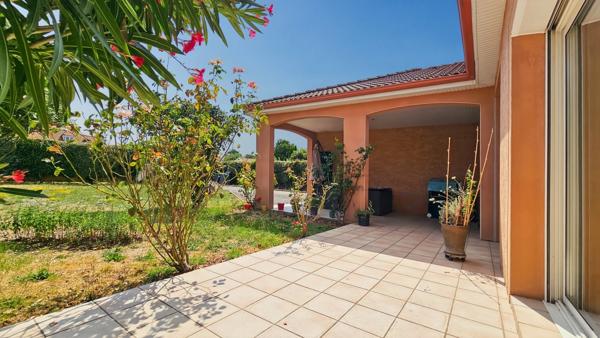 Maison à vendre 5 pièces, 4 chambres avec jardin et garage à LALOUBERE (65)