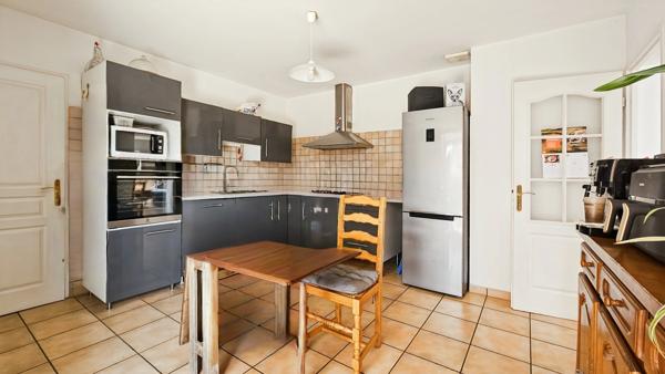 Maison à vendre 5 pièces, 4 chambres avec jardin et garage à LALOUBERE (65)